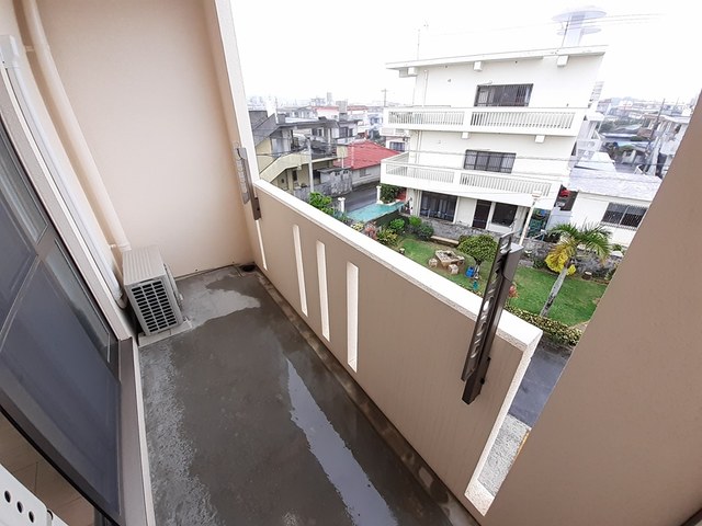 沖縄県浦添市西原１丁目 ベランダ