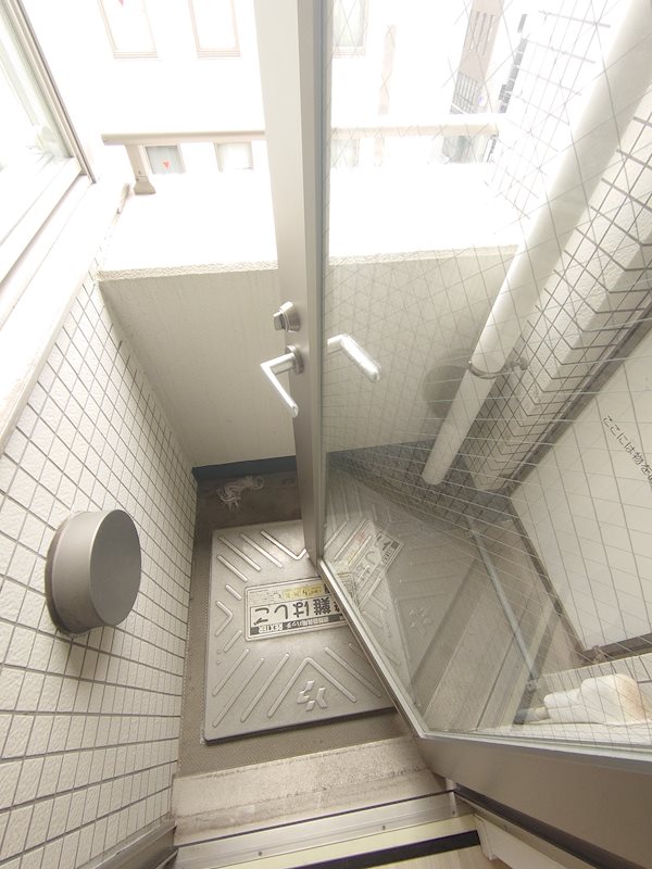 東京都千代田区神田錦町１丁目 ベランダ