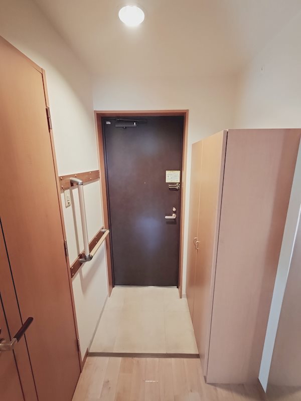 東京都足立区西新井１丁目 玄関