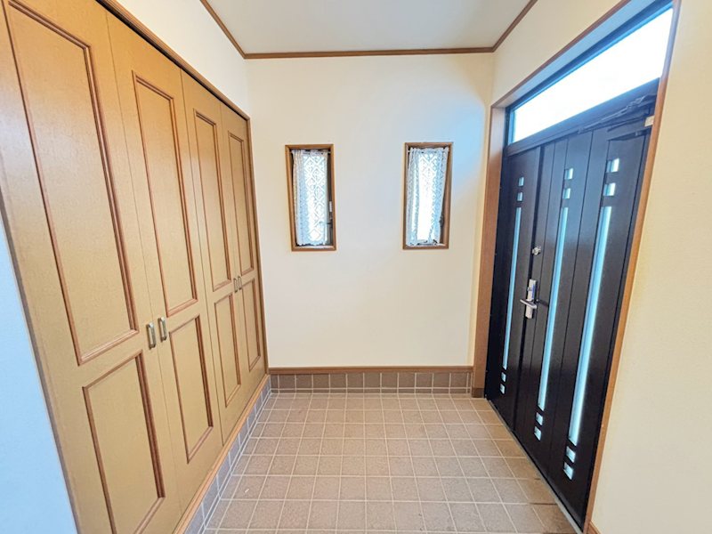 富士本3丁目戸建 玄関