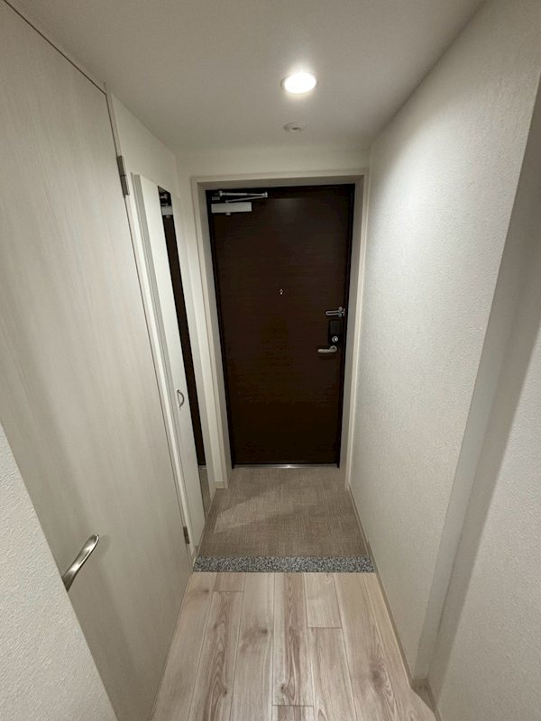グランツ立川 玄関