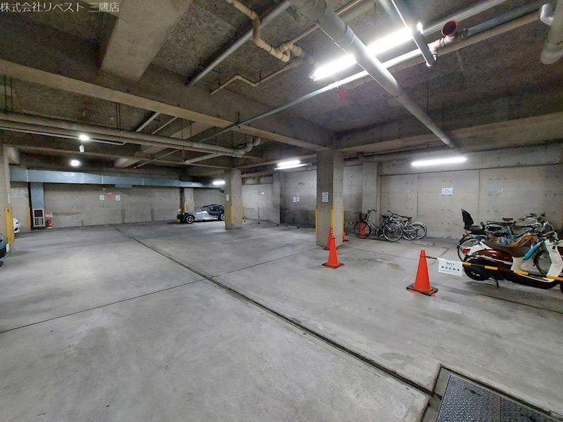 幸楽ビル駐車場 外観