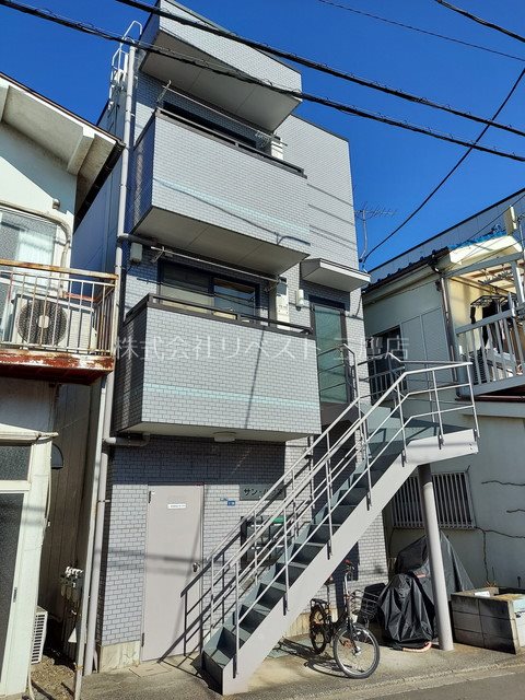 サンハウス 外観