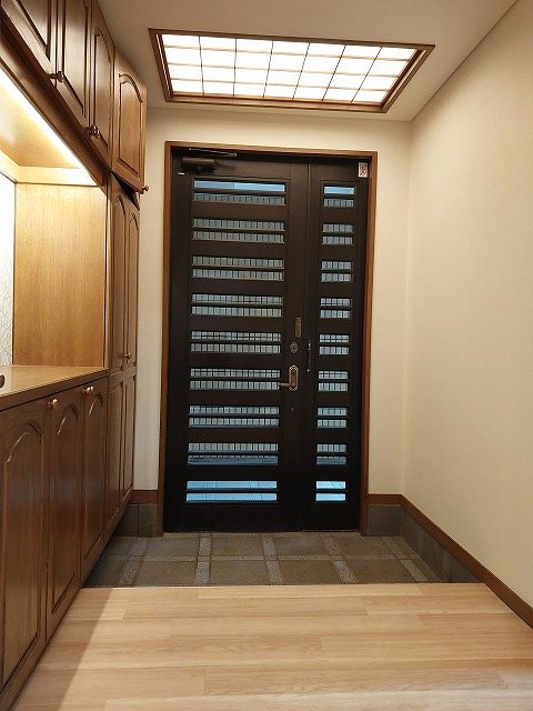 下井草１丁目戸建 玄関
