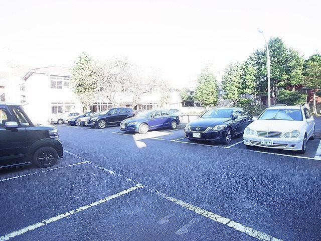 北側駐車場 外観