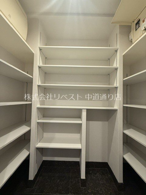 井の頭公園パークハウス 収納
