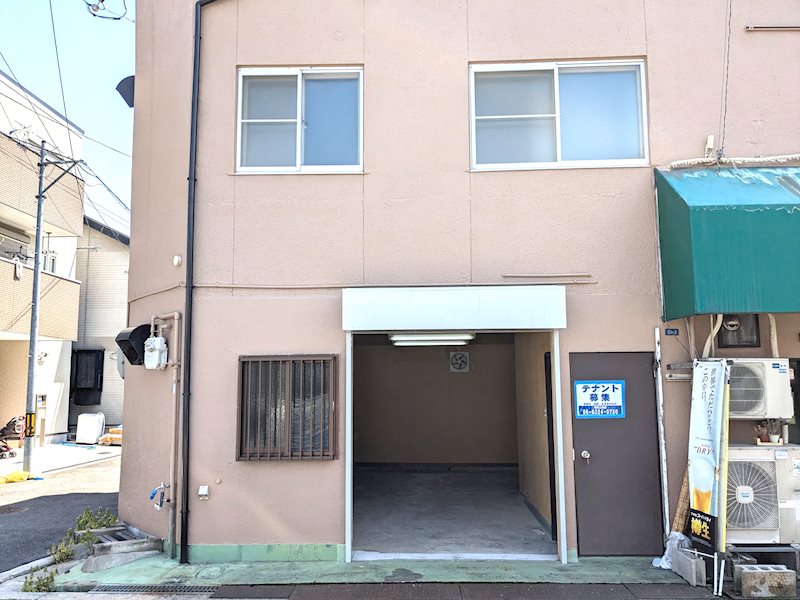 赤川テナント角 外観