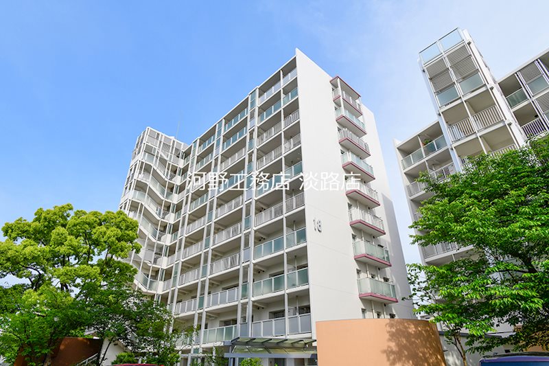 UR アーベイン東三国 2号棟320号室 外観