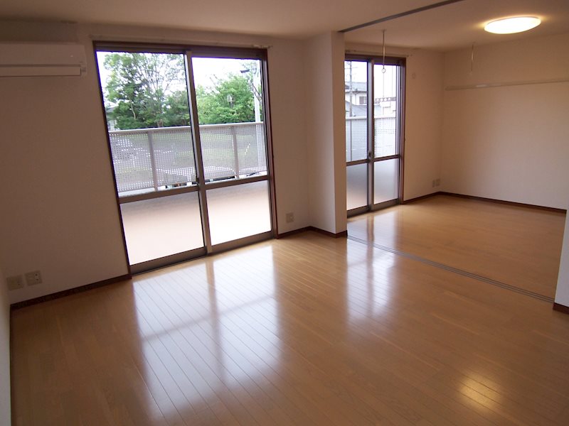 CASA桃山 リビング