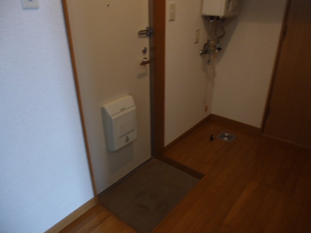 アウルズ・シティ 玄関