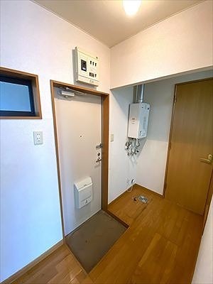 アウルズ・シティ 玄関
