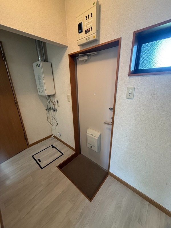 アウルズ・シティ 玄関