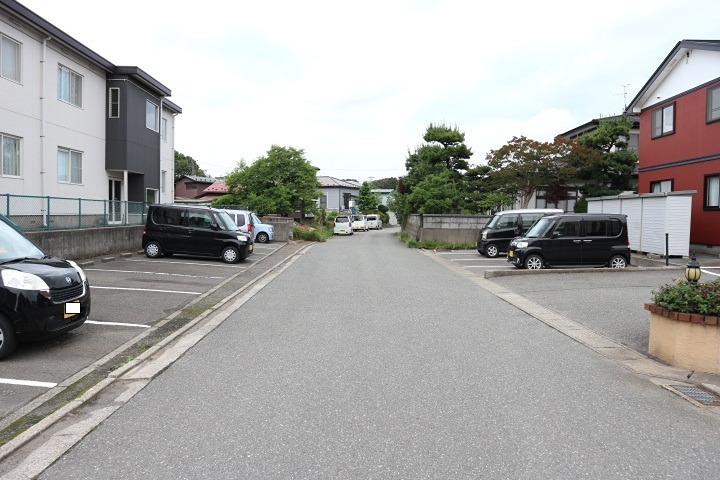 シャトルいしかわ 駐車場