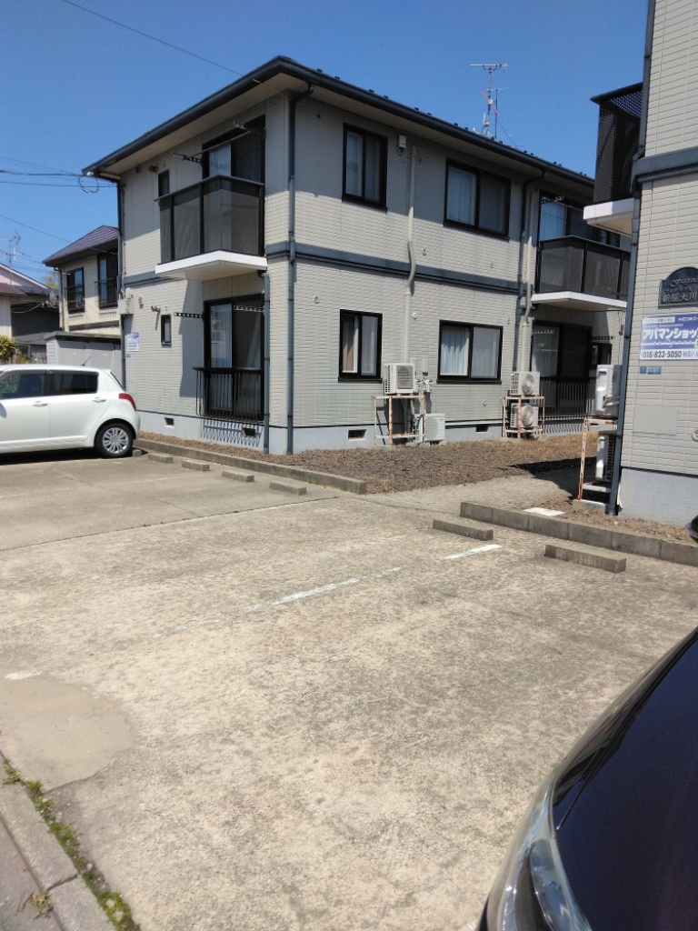 フレグランス新屋大川町Ｂ 駐車場