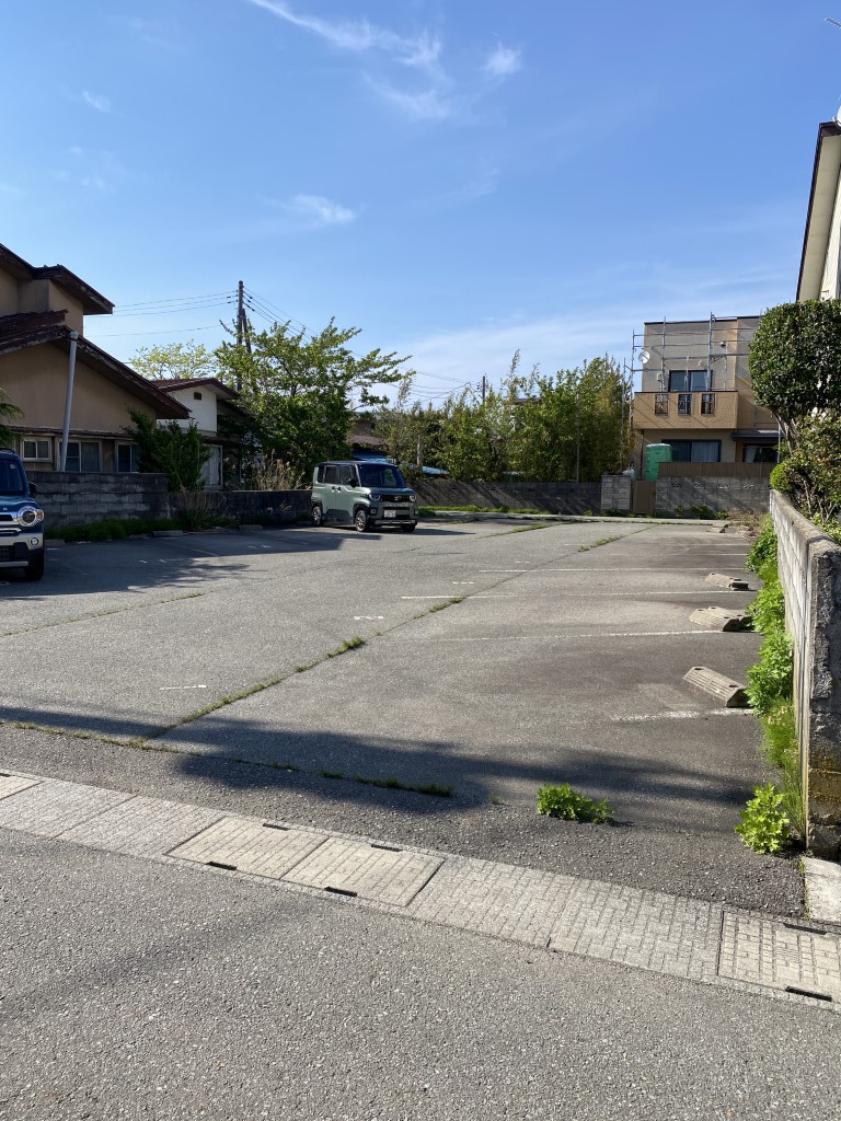 高陽青柳町栁原貸家 駐車場