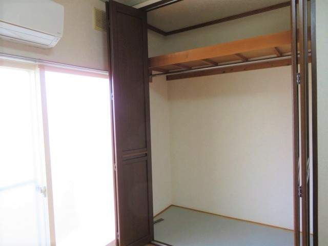 メゾンロイヤルⅠ 収納