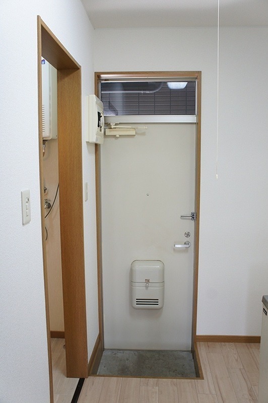 シェモア城東 玄関