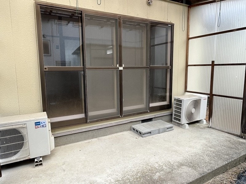 茂内貸家 ベランダ