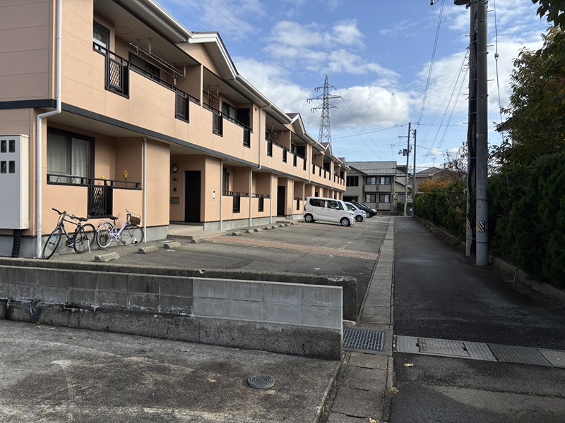 ビバーチェ広面 駐車場