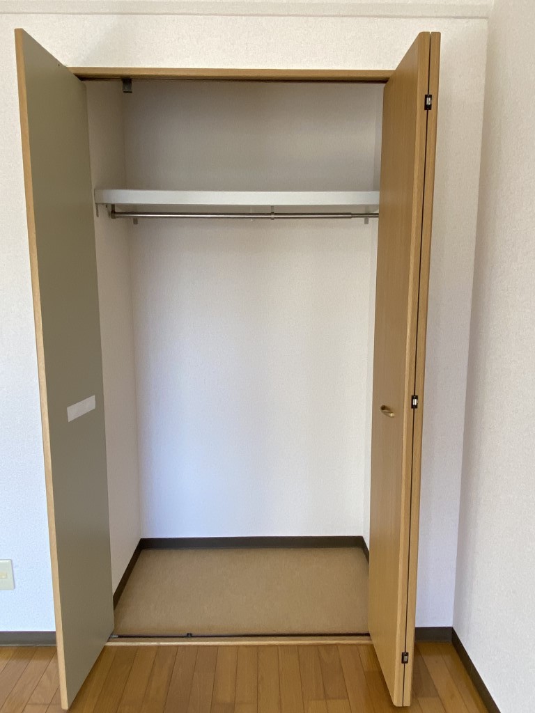 ヴェルサーリオ瀬川 収納