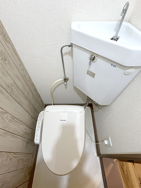 アシスト第１０秋田マンション トイレ
