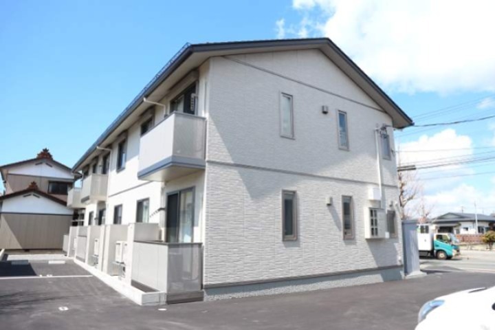 レフィアント土崎 外観
