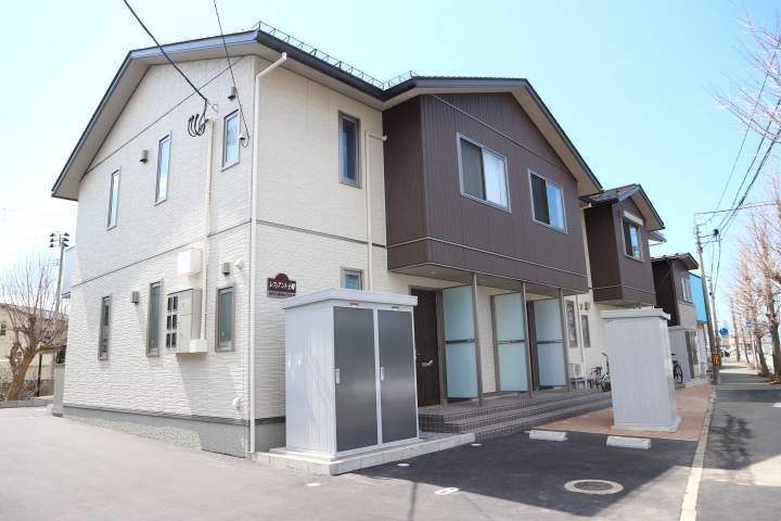 レフィアント土崎 外観