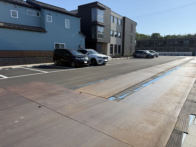 フォルビート八橋 駐車場