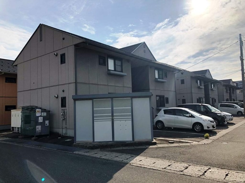 グランソレイユＡ 外観