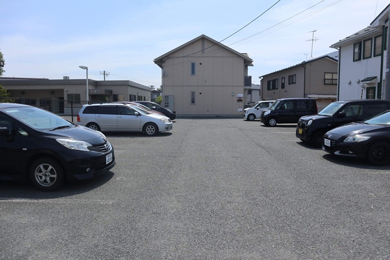 アネックス 駐車場
