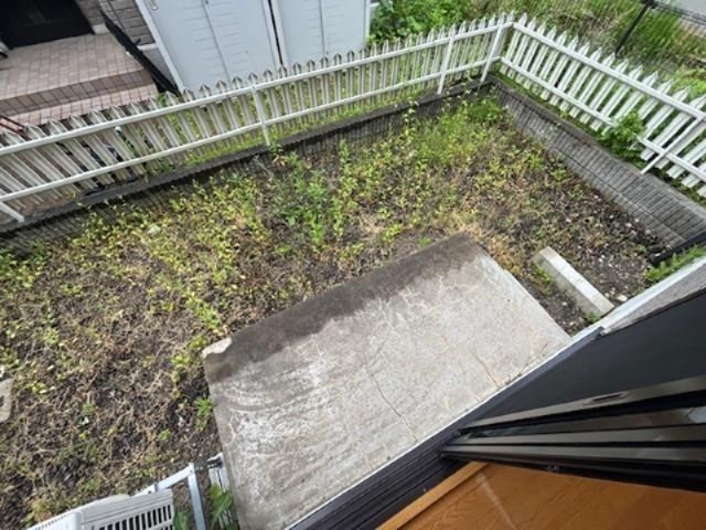 ライトハウス広面Ｂ棟 庭