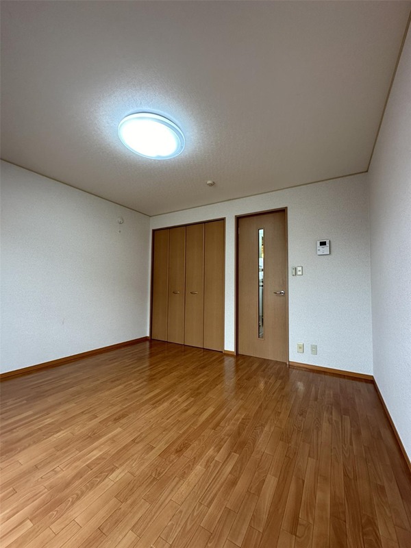 セジュール東通 リビング