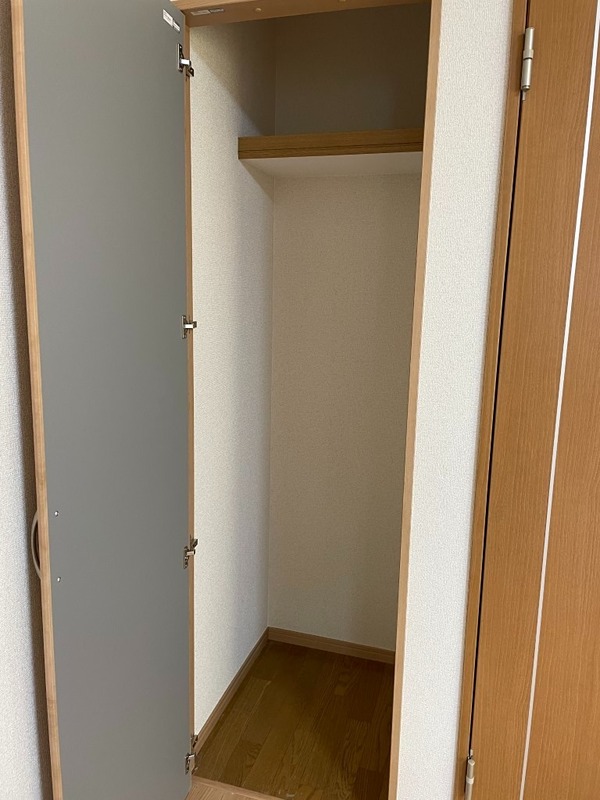 コーポシャインＡ 収納