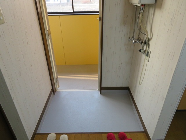 テイクイットイージールートＢ 玄関