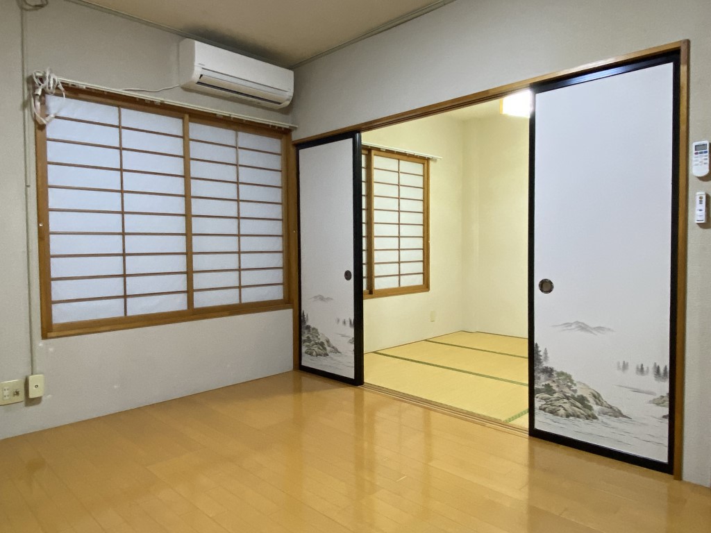 レインボー茨島 リビング