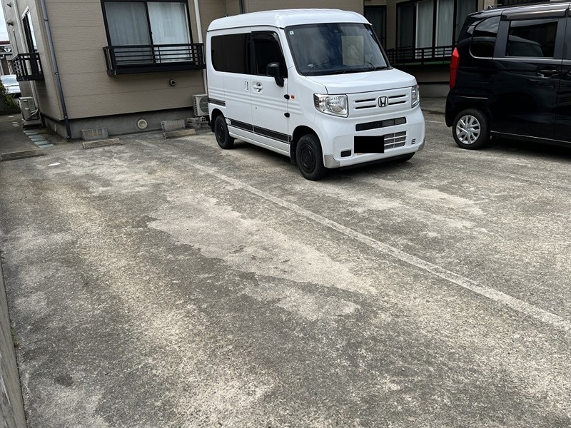 ディライト 駐車場
