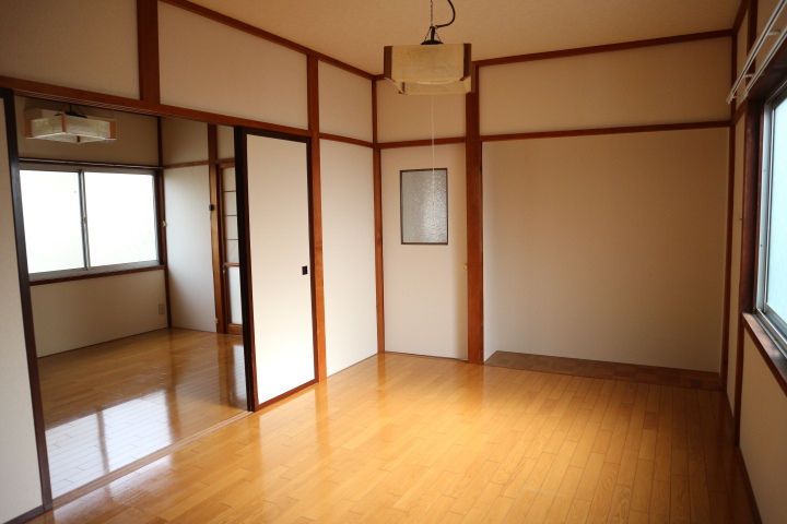 寺内後城加賀屋貸家 リビング
