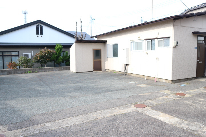 寺内後城加賀屋貸家 その他