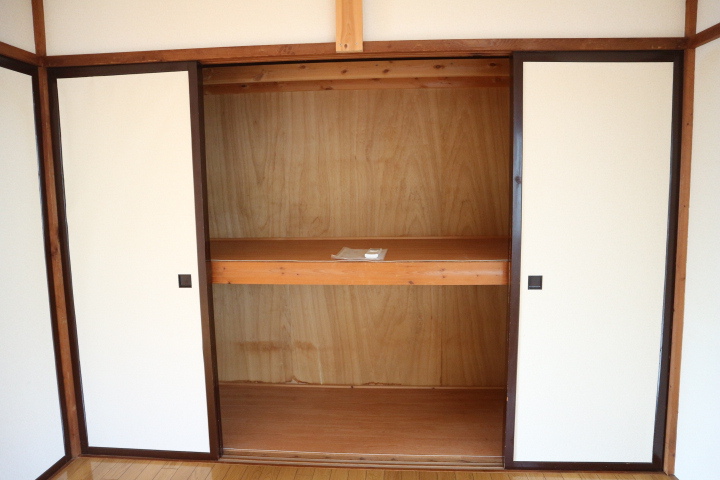 寺内後城加賀屋貸家 収納