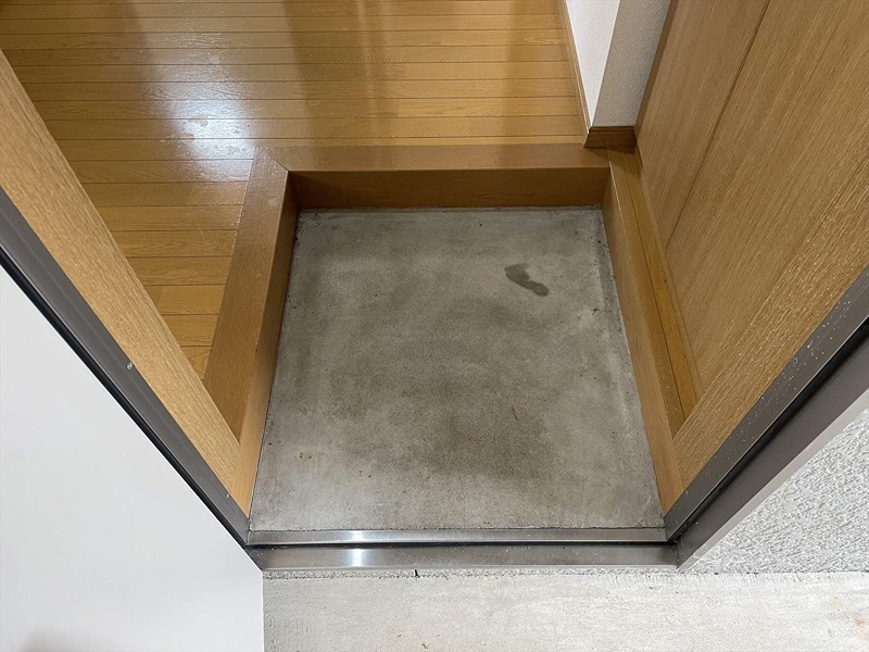 エクセルエイト 玄関