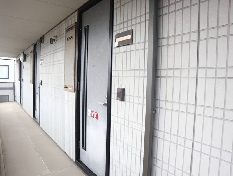 シェルマン東通 エントランス