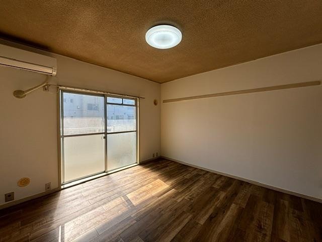 秋田県秋田市川元小川町 リビング