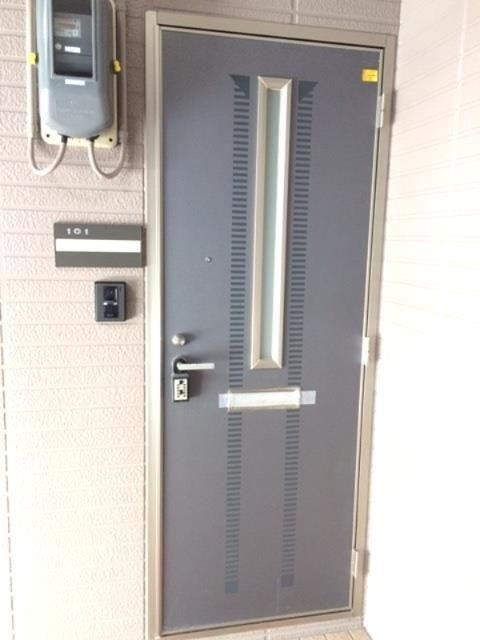 セジュールさつき台 エントランス