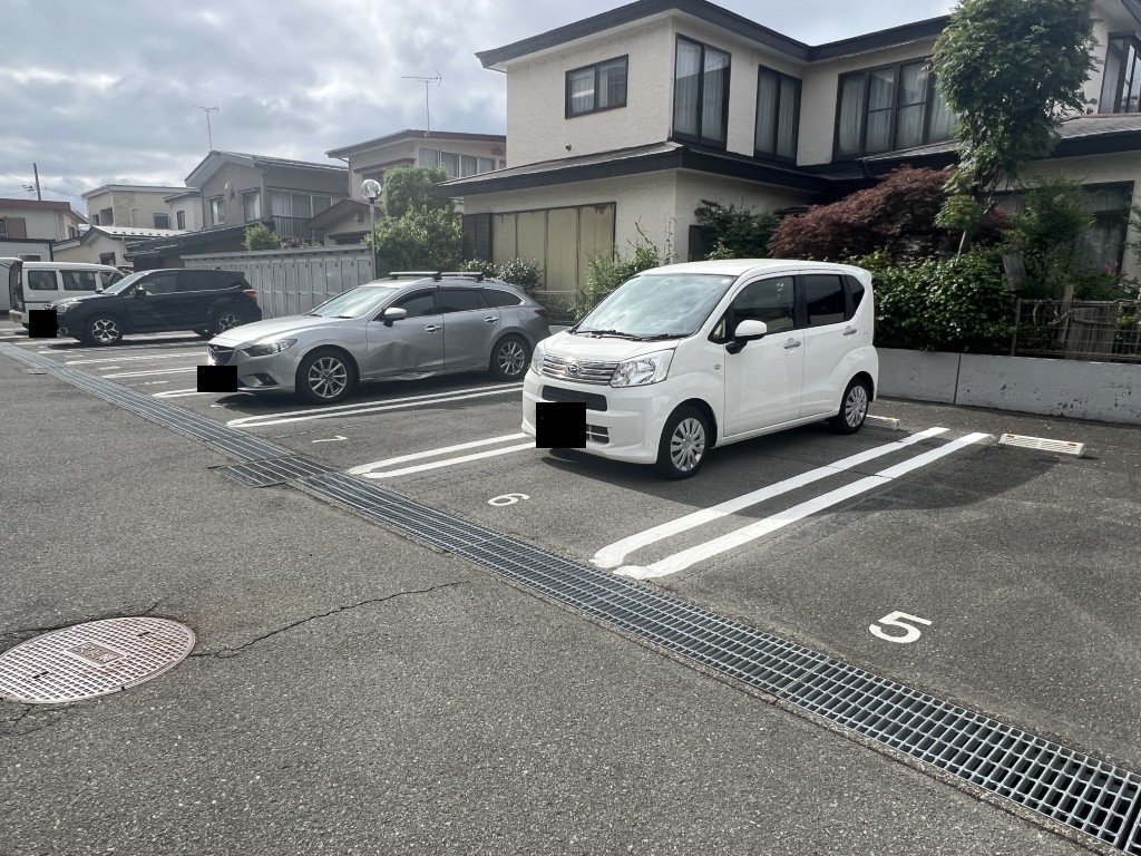テレパレス総社町 駐車場