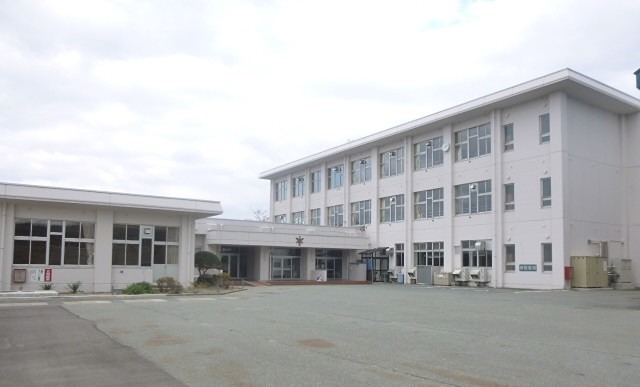 カーサルーチェ 小学校