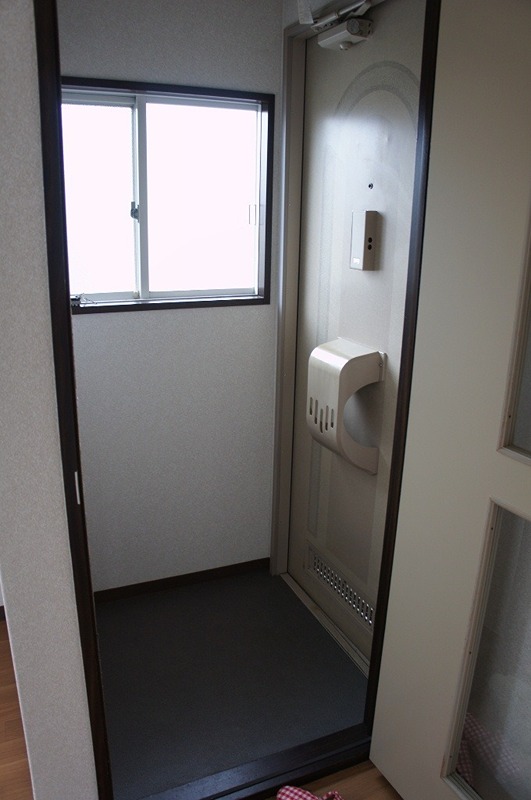 イーストロードＮＤ 玄関