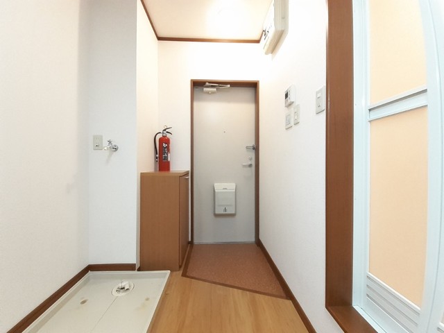 秋田県秋田市東通２丁目 玄関