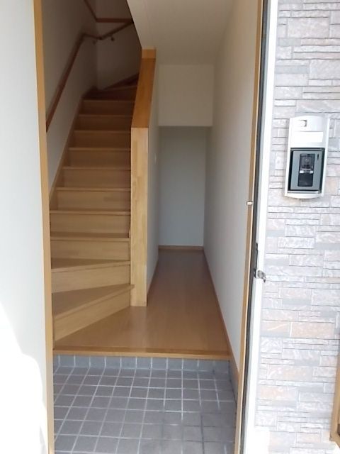 秋田県秋田市柳田鳥越 玄関
