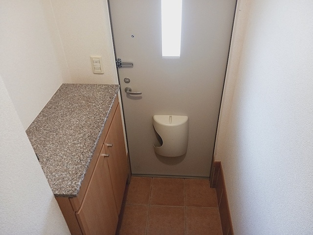 秋田県秋田市広面蓮沼 玄関