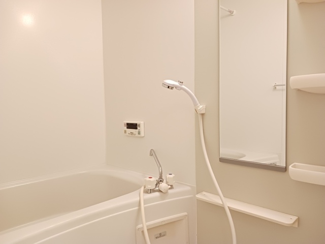 秋田県秋田市四ツ小屋中野 風呂画像